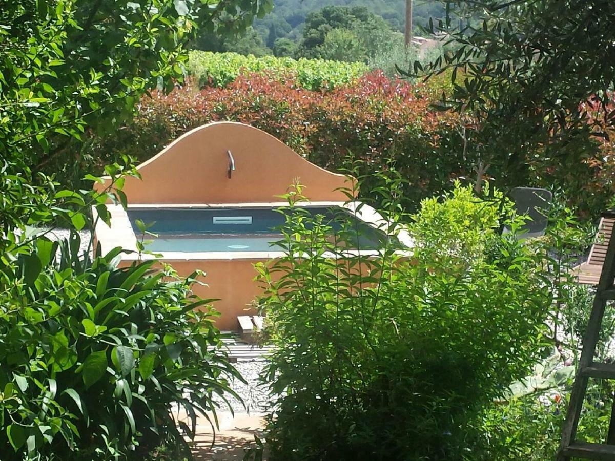 Les Anes De Petit Jean Hotel Pierrefeu-du-Var Exterior photo